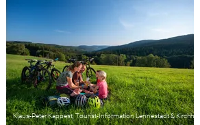 Radfahren mit Picknick