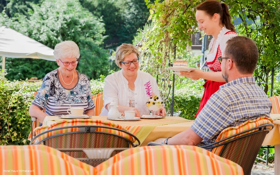 Große Terrasse in Südlage