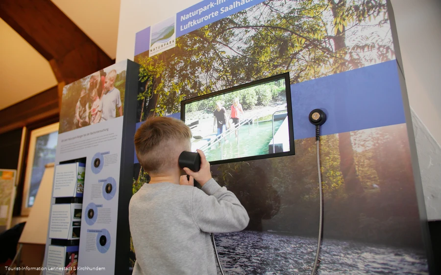 Aktionswand mit spannenden Geschichten