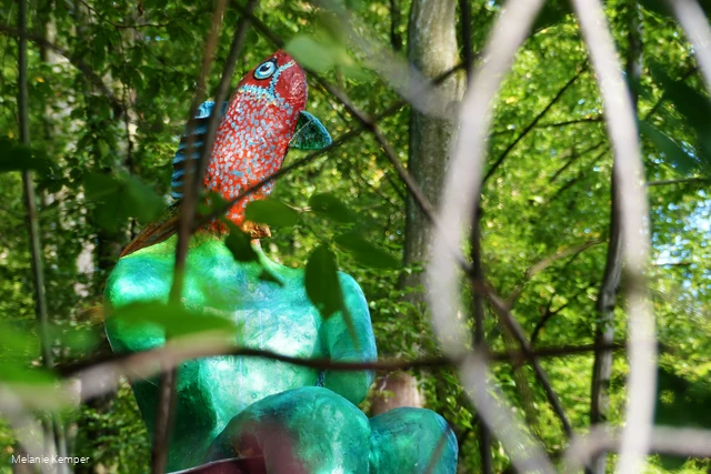 Skulptur: Der Angler und das Wasser am Kleffweg Albaum